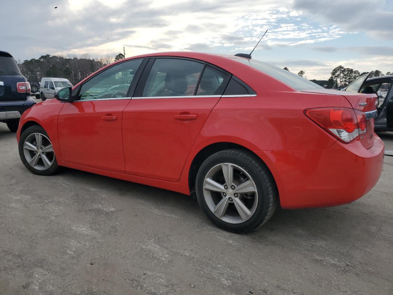 2015 Chevrolet Cruze - Image 2