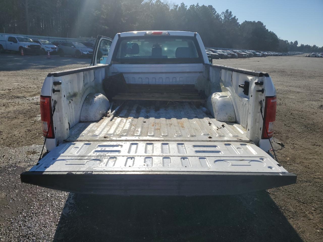2017 Ford F-150 - Image 10