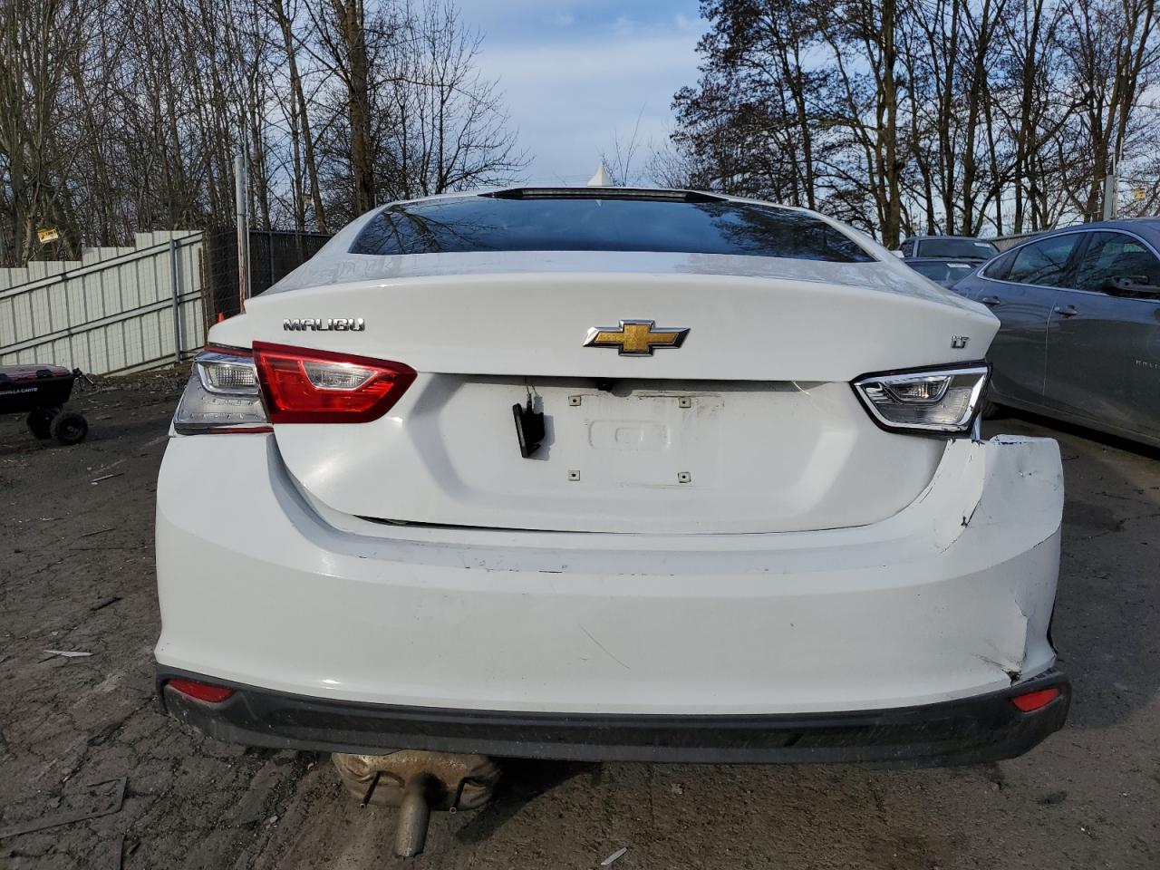 2023 Chevrolet Malibu - Image 6