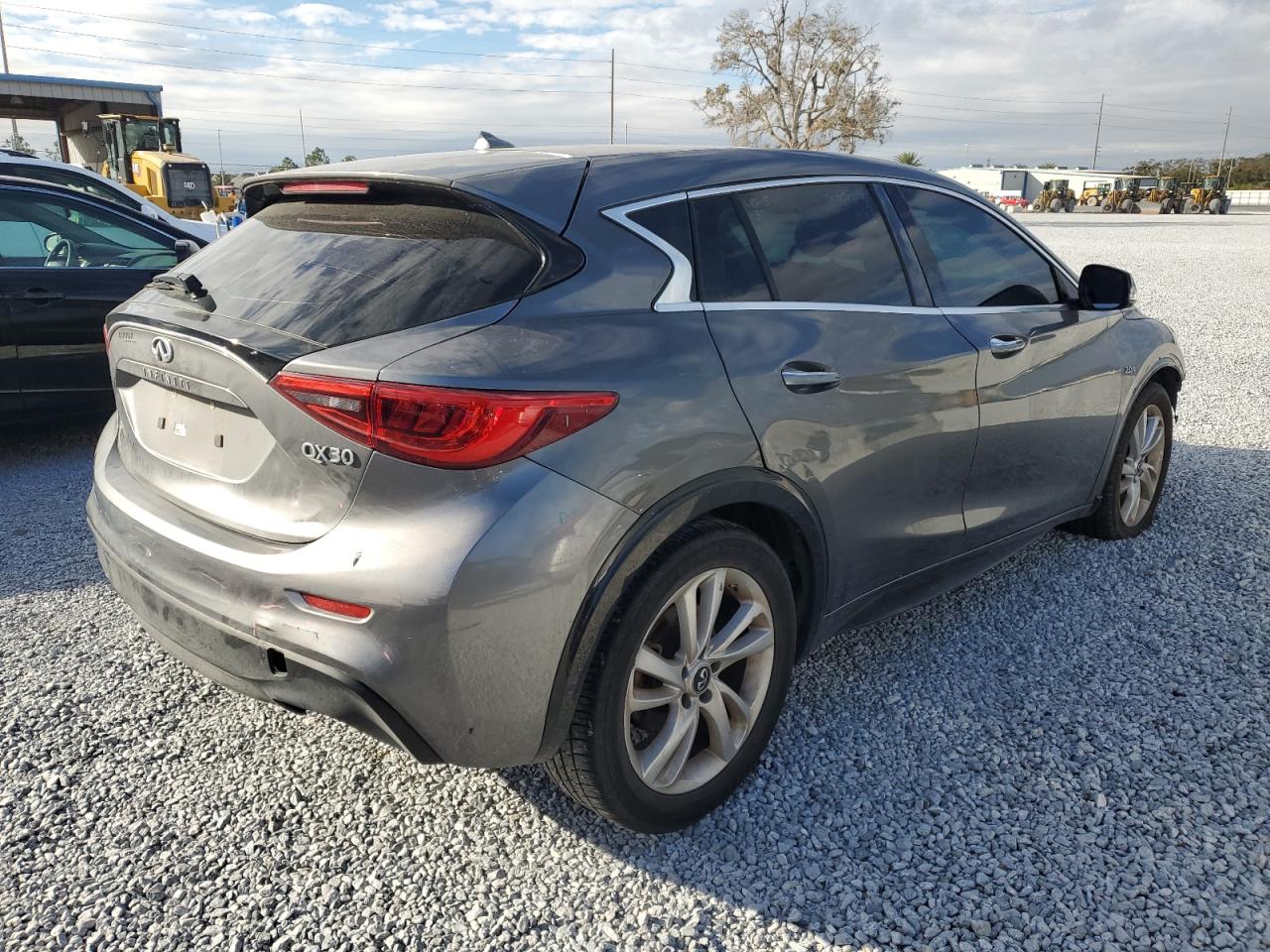 2018 Infiniti QX30 - Image 3