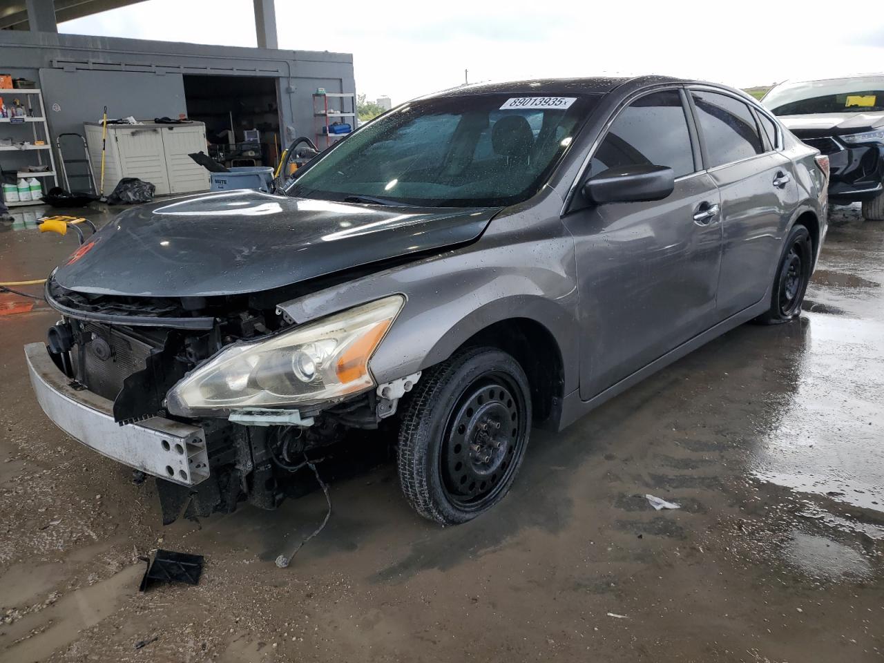 2014 Nissan Altima - Image 1