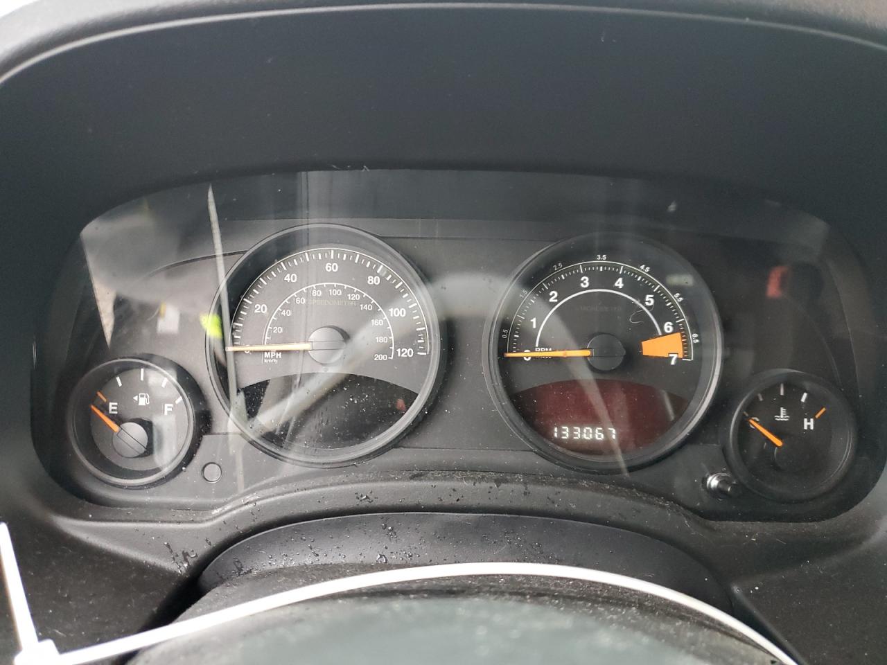 2015 Jeep Liberty (Patriot) - Image 9