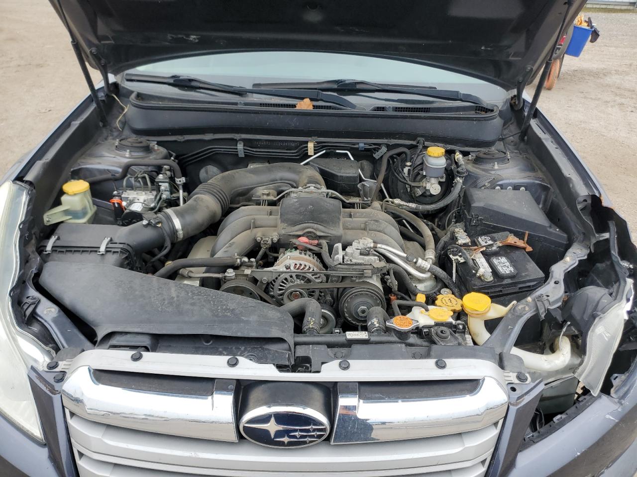 2014 Subaru Outback - Image 14