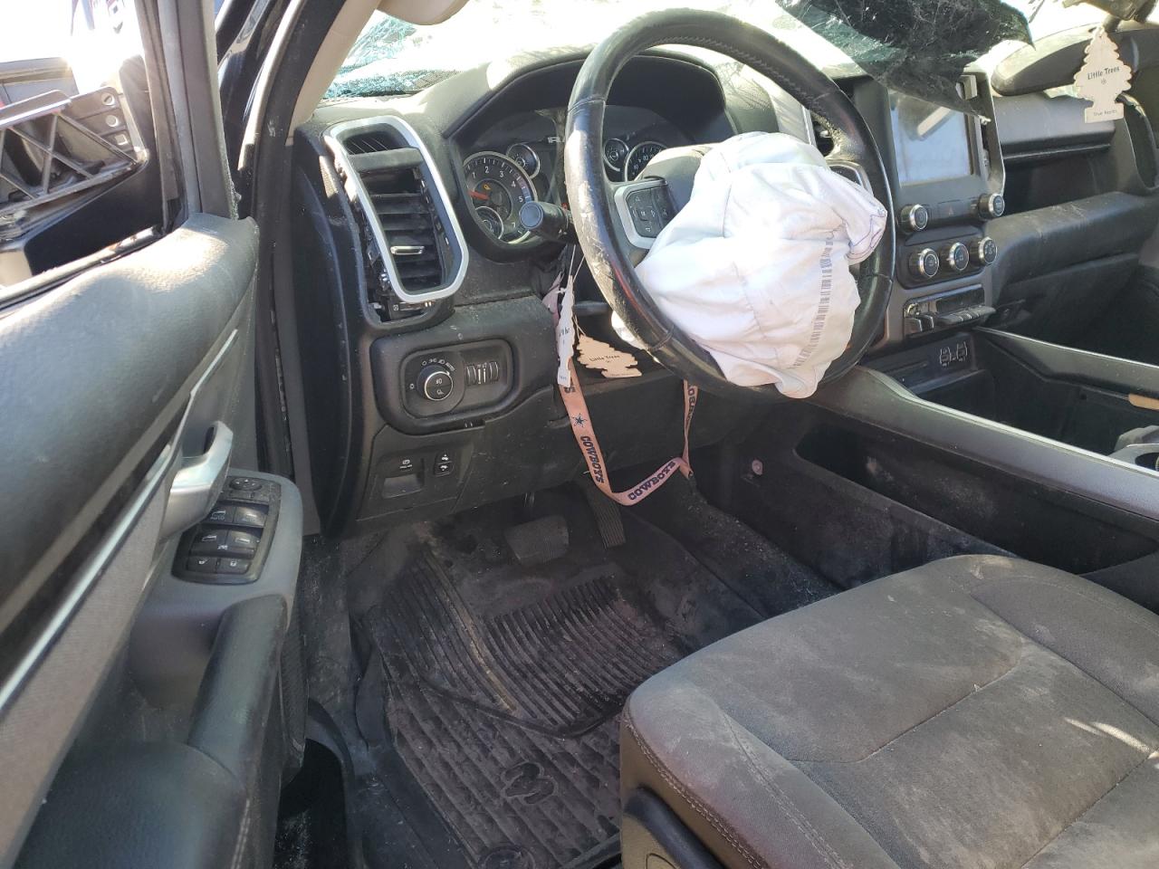 2019 RAM 1500 - Image 8