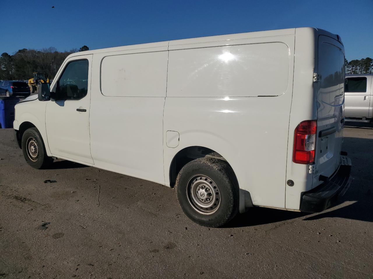 2014 Nissan NV - Image 2