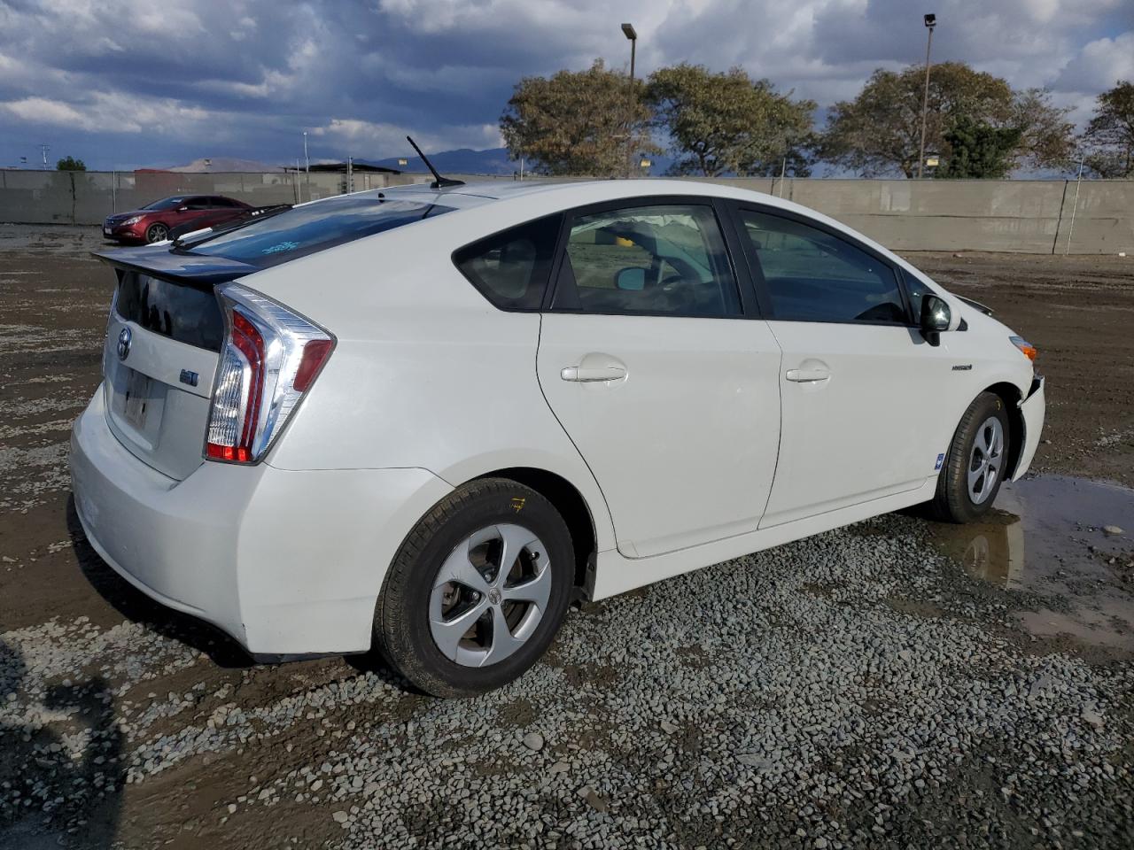 2015 Toyota Prius VIN: JTDKN3DU5F0481445 Lot: 42542535