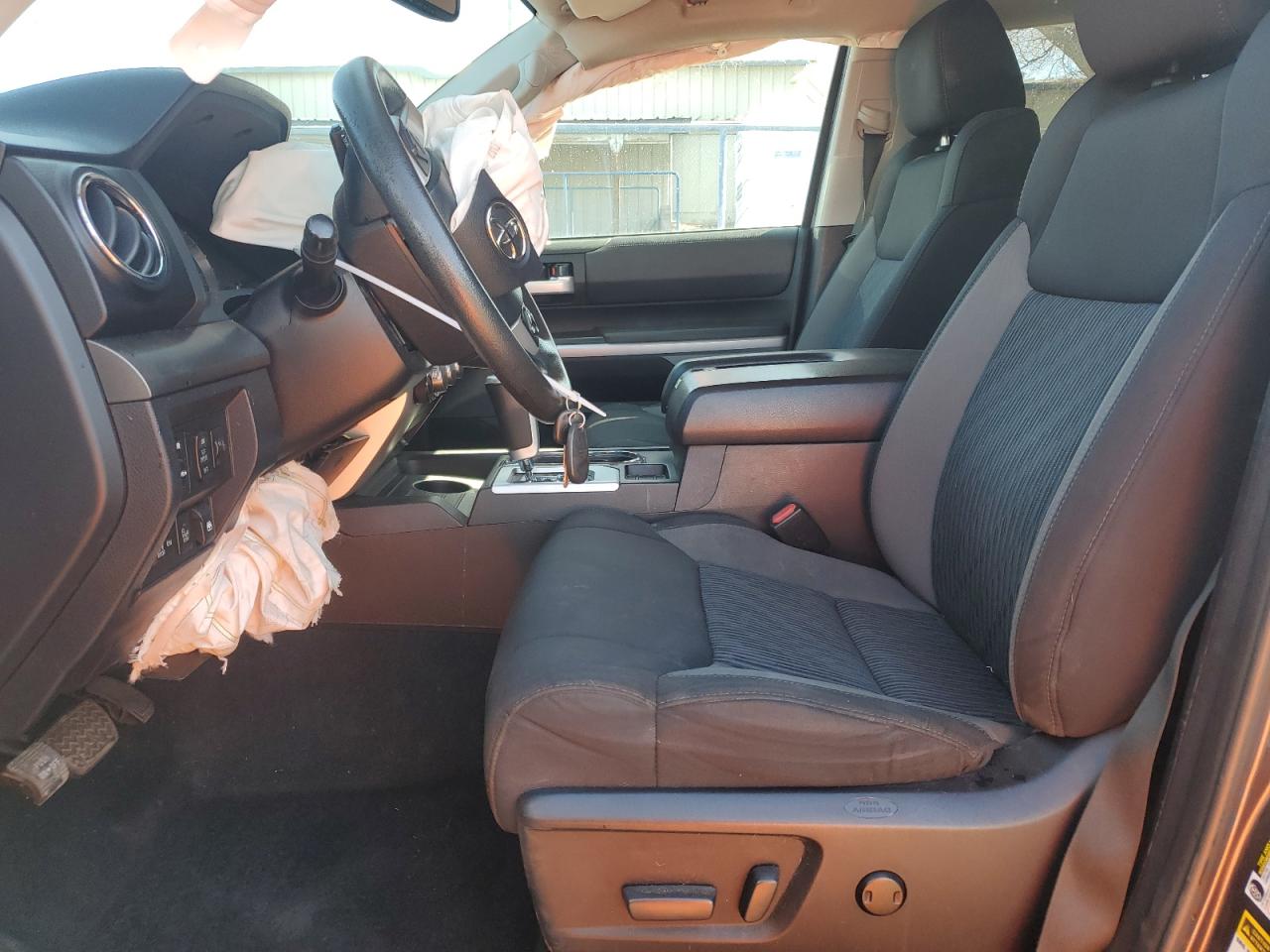 2016 Toyota Tundra - Image 7