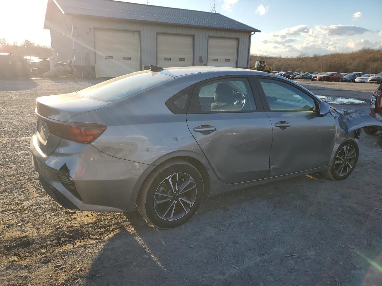 2022 Kia Forte - Image 3