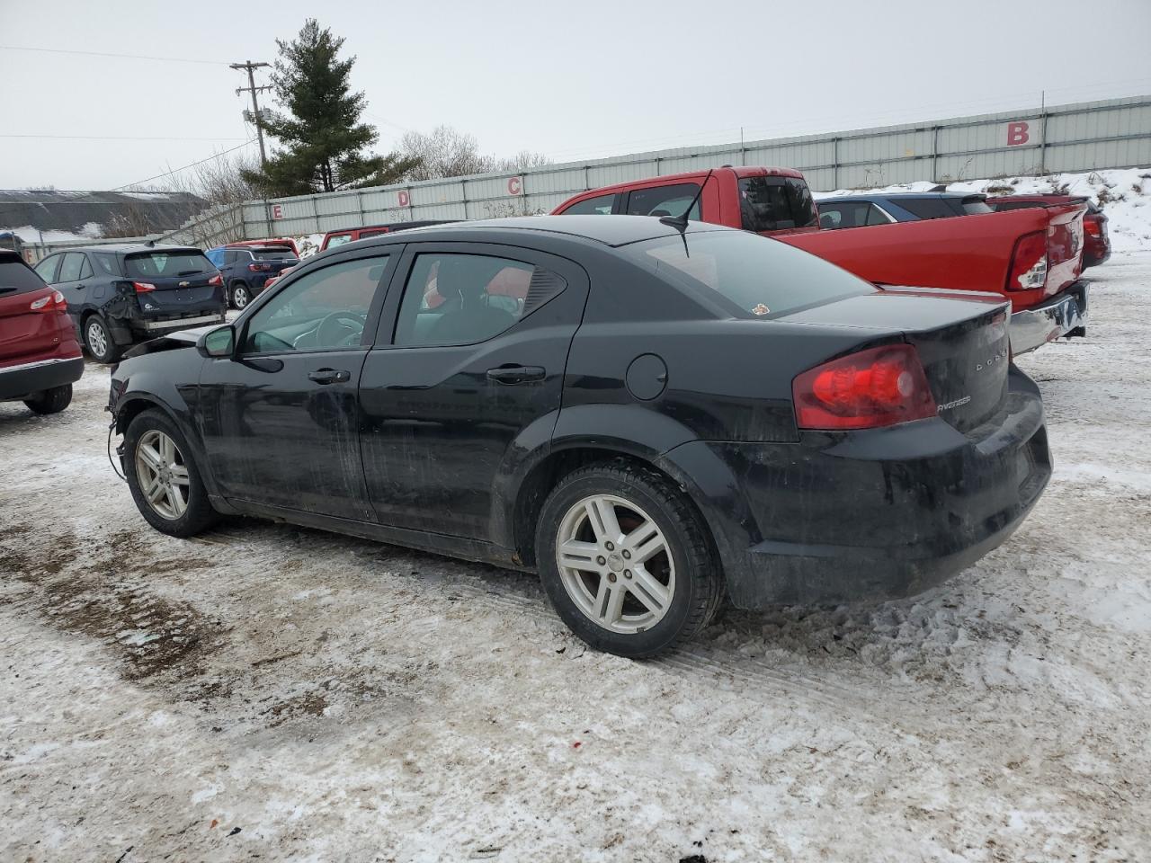 2013 Dodge Avenger - Image 2