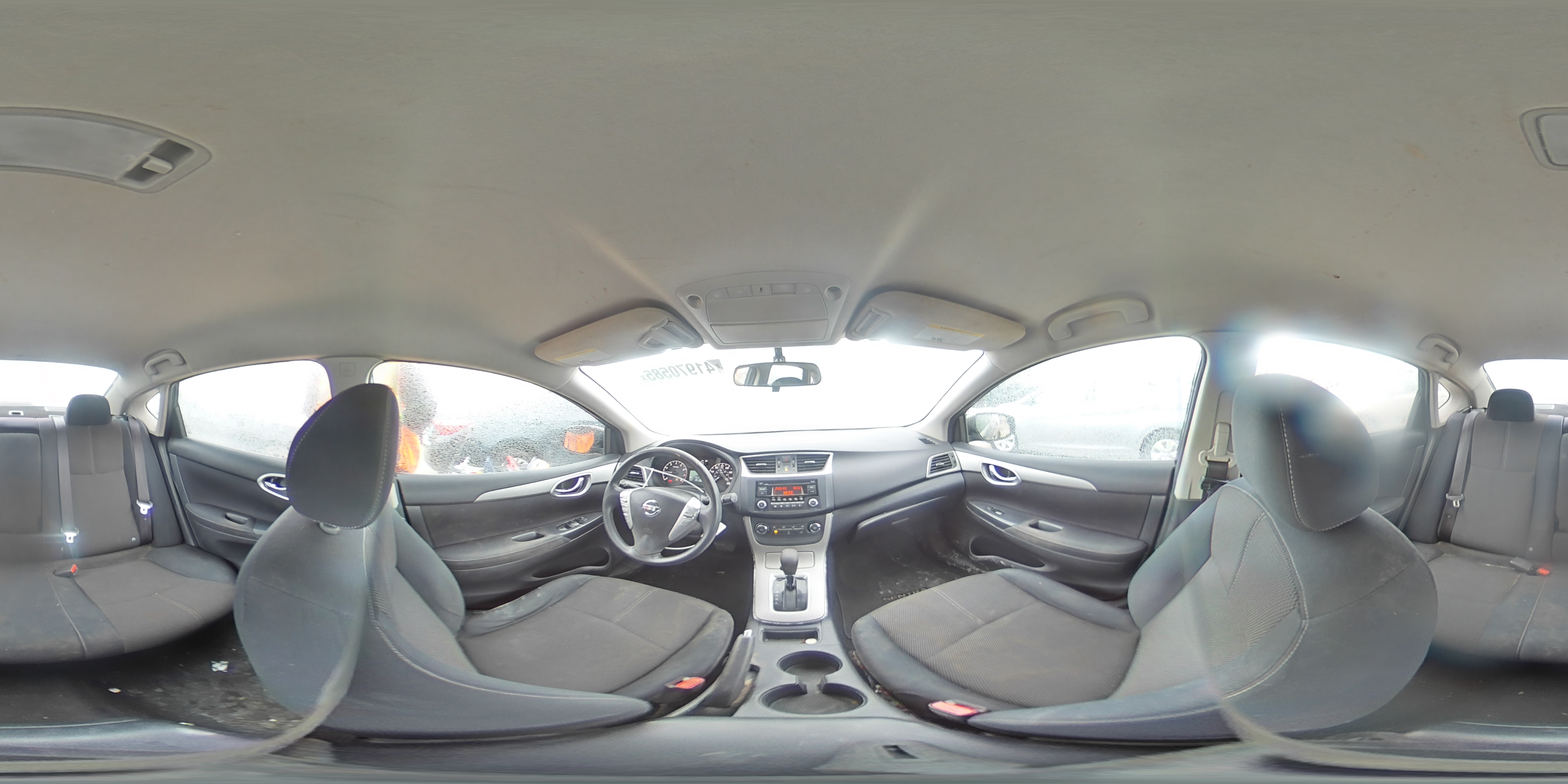 2015 Nissan Sentra - Image 13