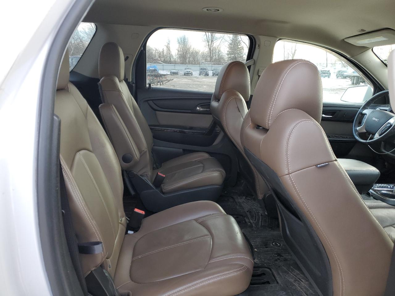 2016 GMC Acadia - Image 11