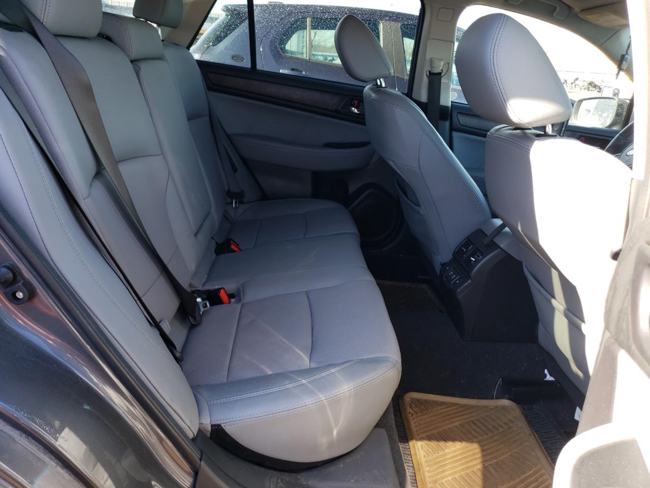 2019 Subaru Outback - Image 10
