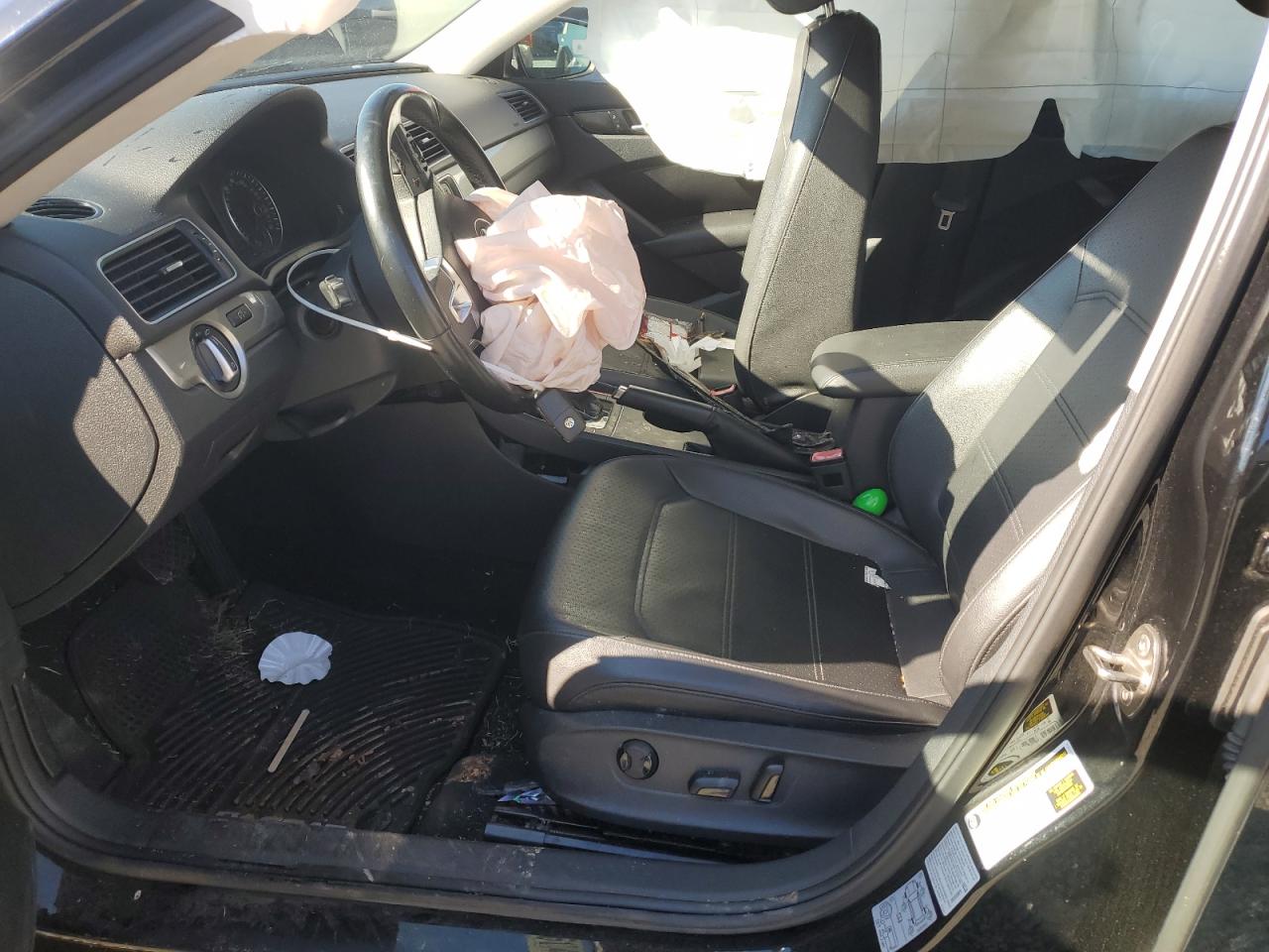 2015 Volkswagen Passat - Image 7