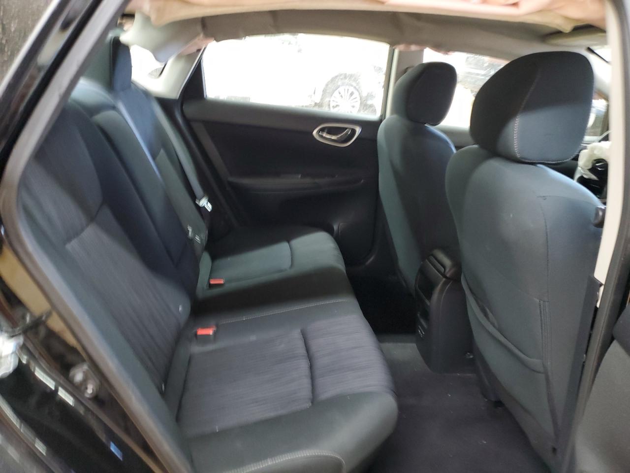 2019 Nissan Sentra - Image 10