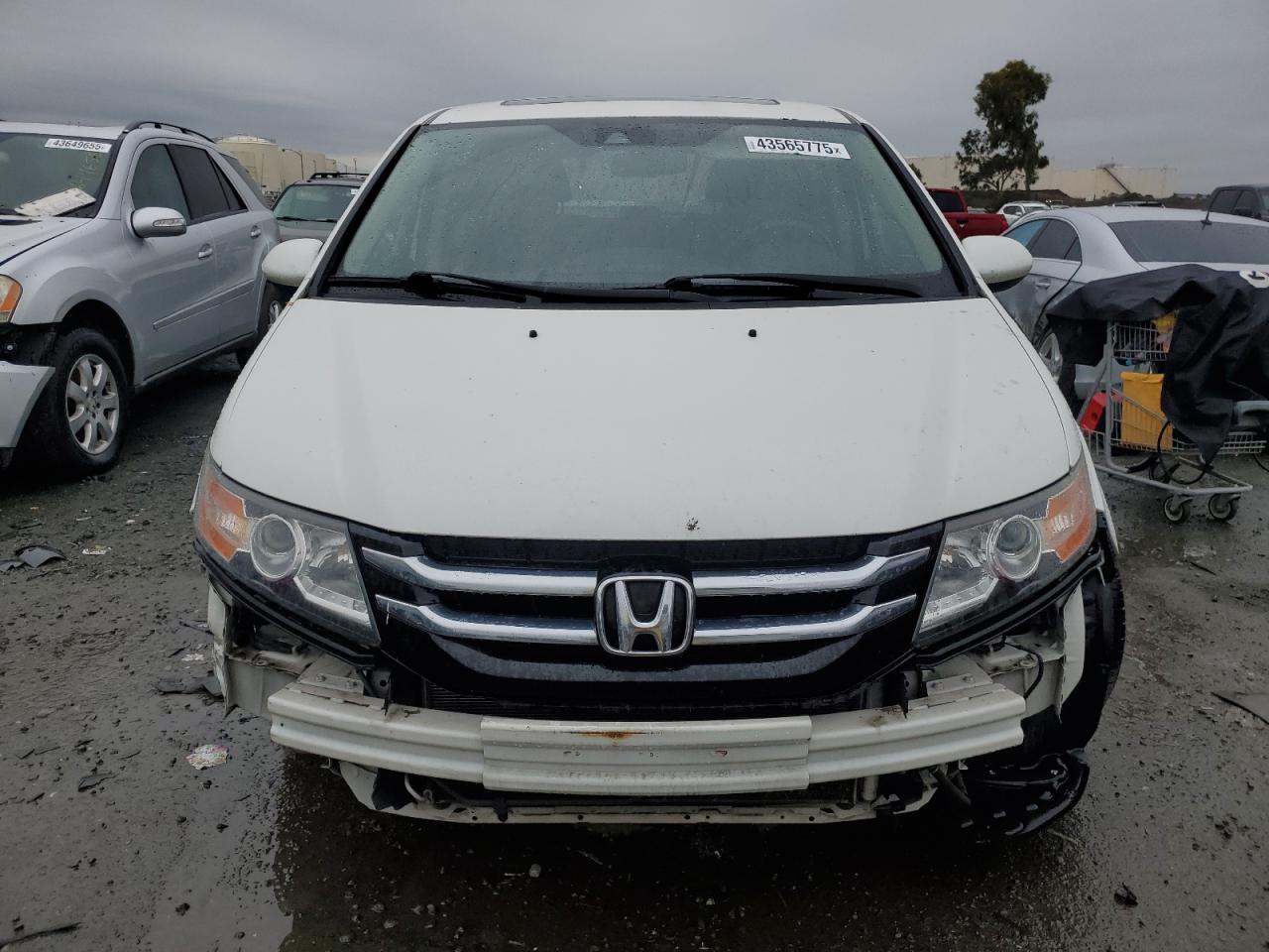 2014 Honda Odyssey - Image 5
