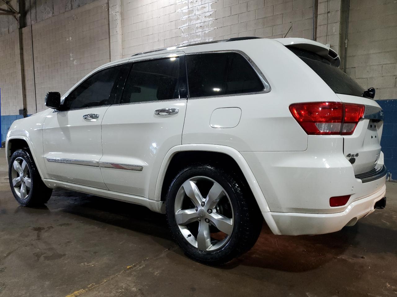 2012 Jeep Grand Cherokee - Image 2