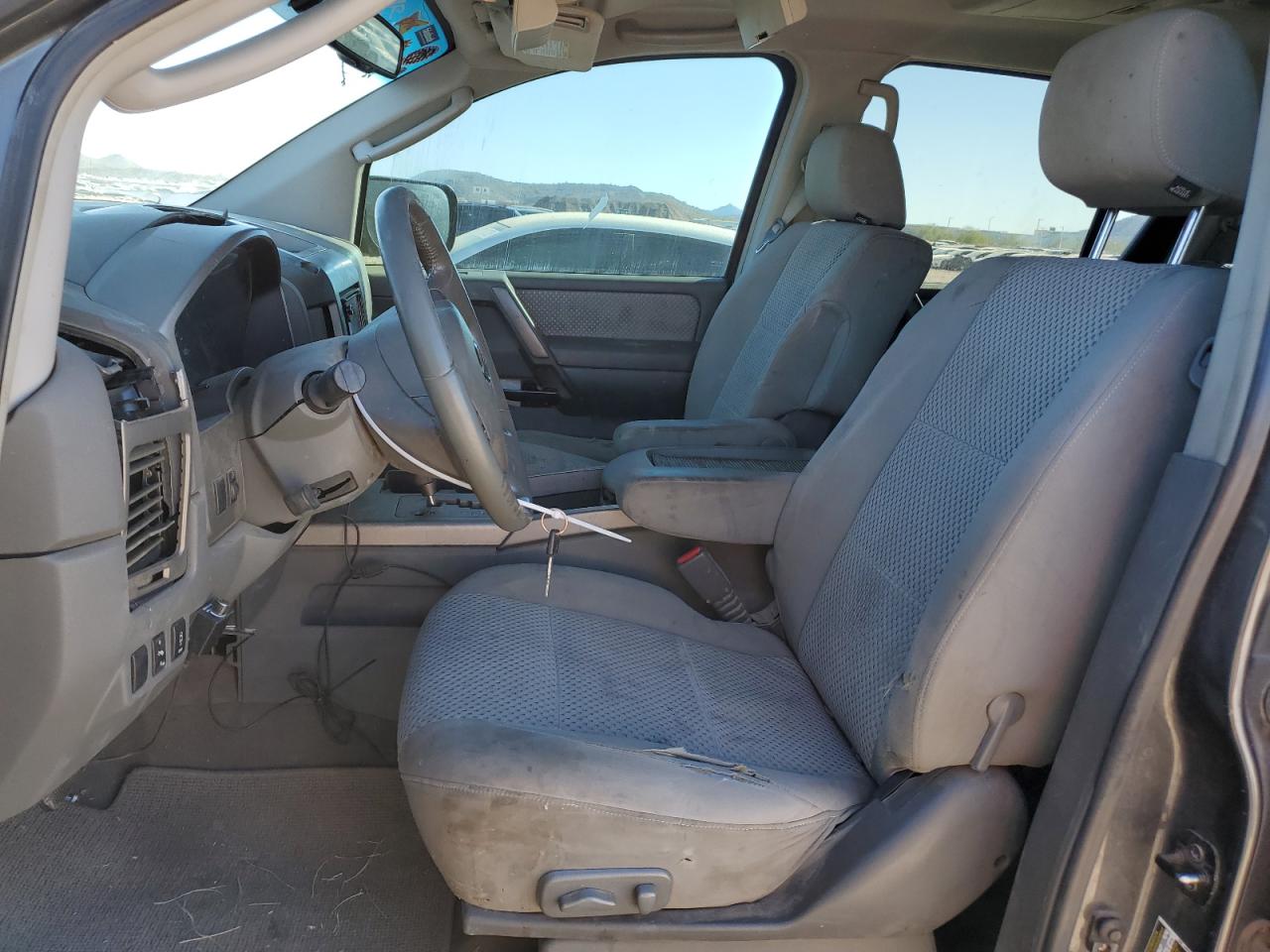 2006 Nissan Armada - Image 7