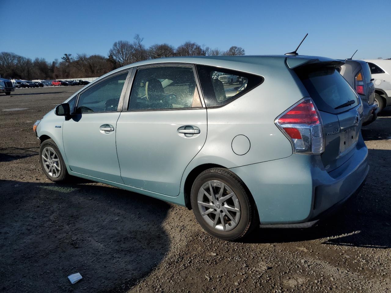 2017 Toyota Prius - Image 2