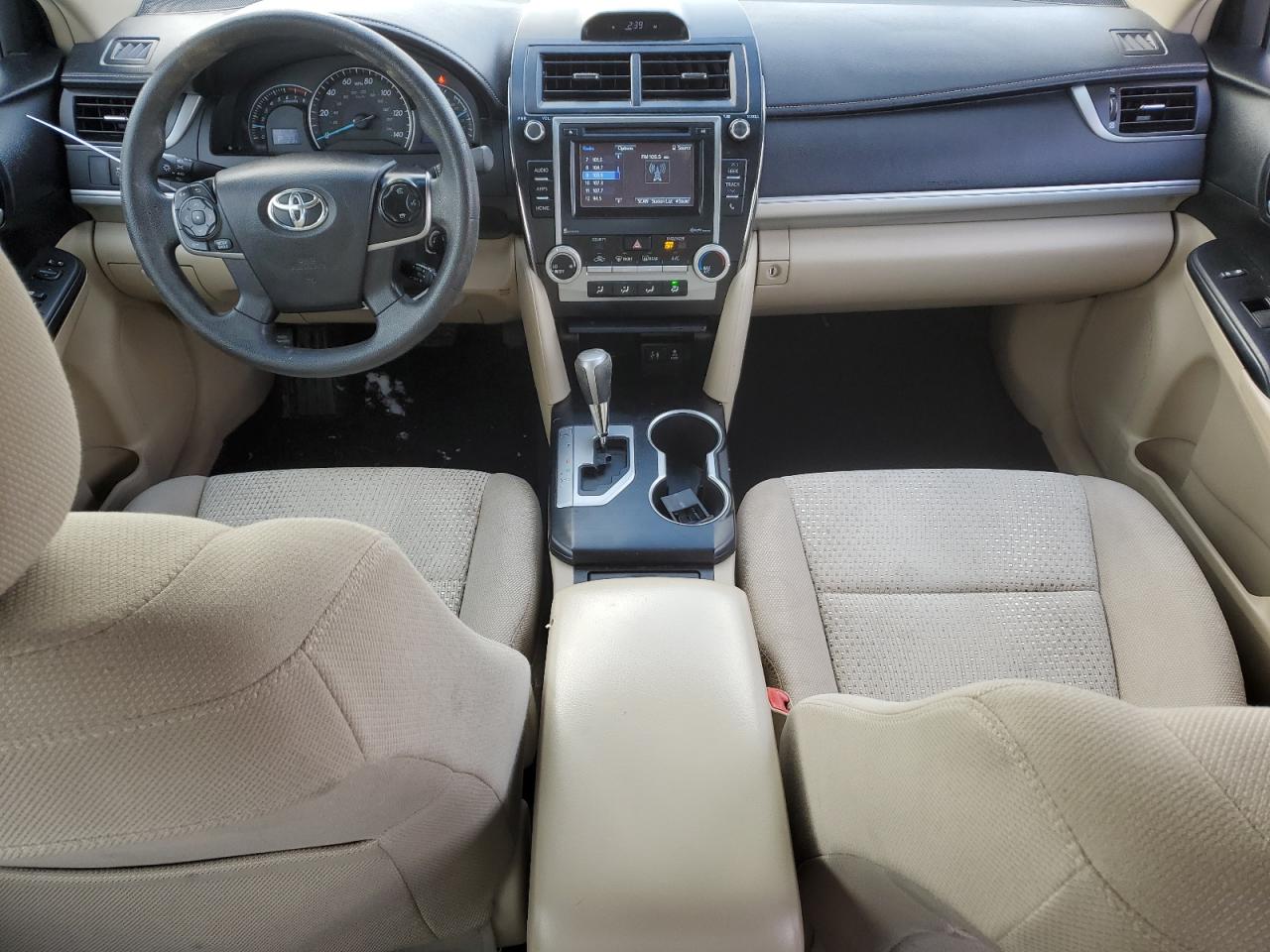 2014 Toyota Camry - Image 8