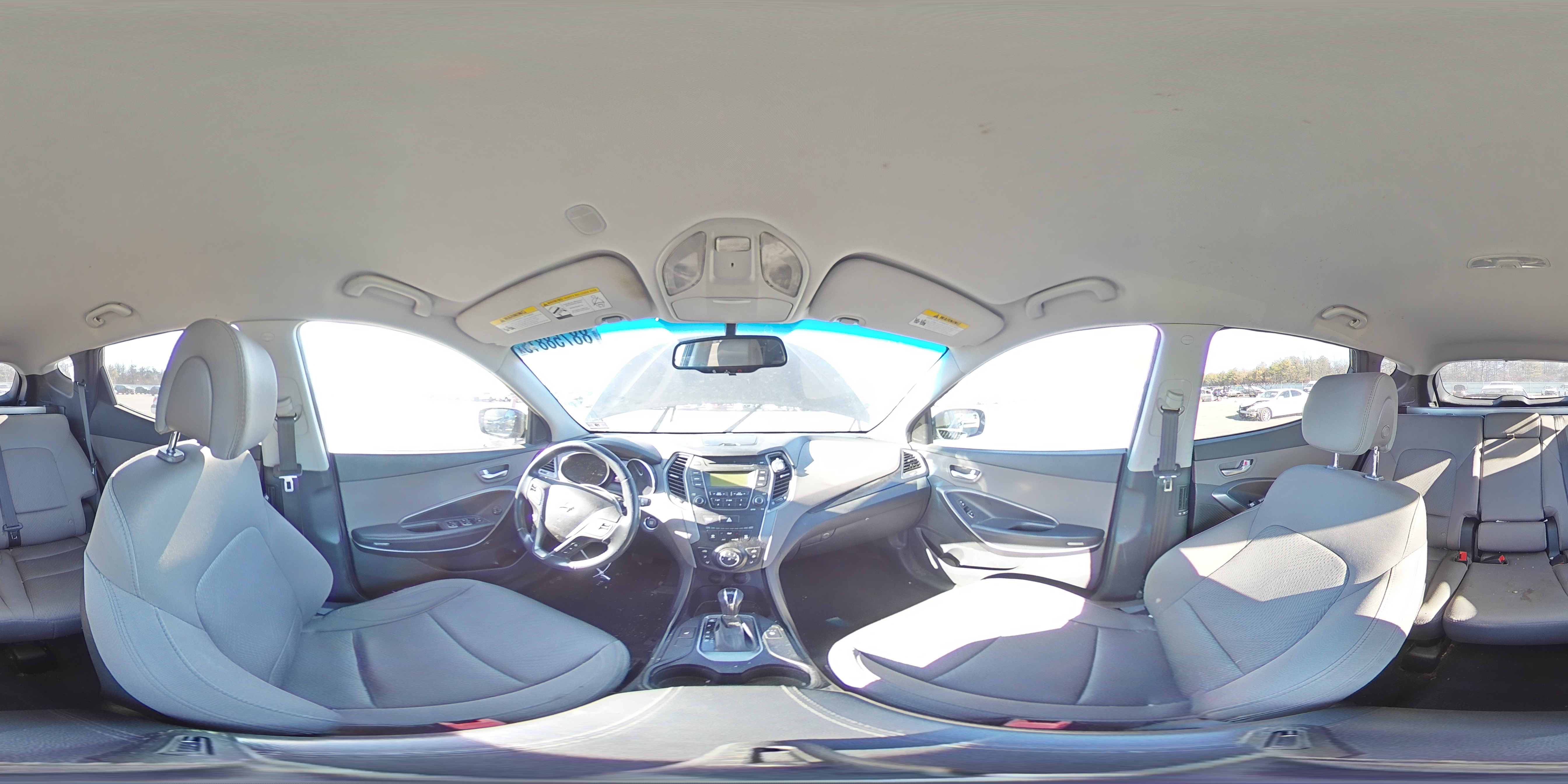 2013 Hyundai Santa Fe - Image 12