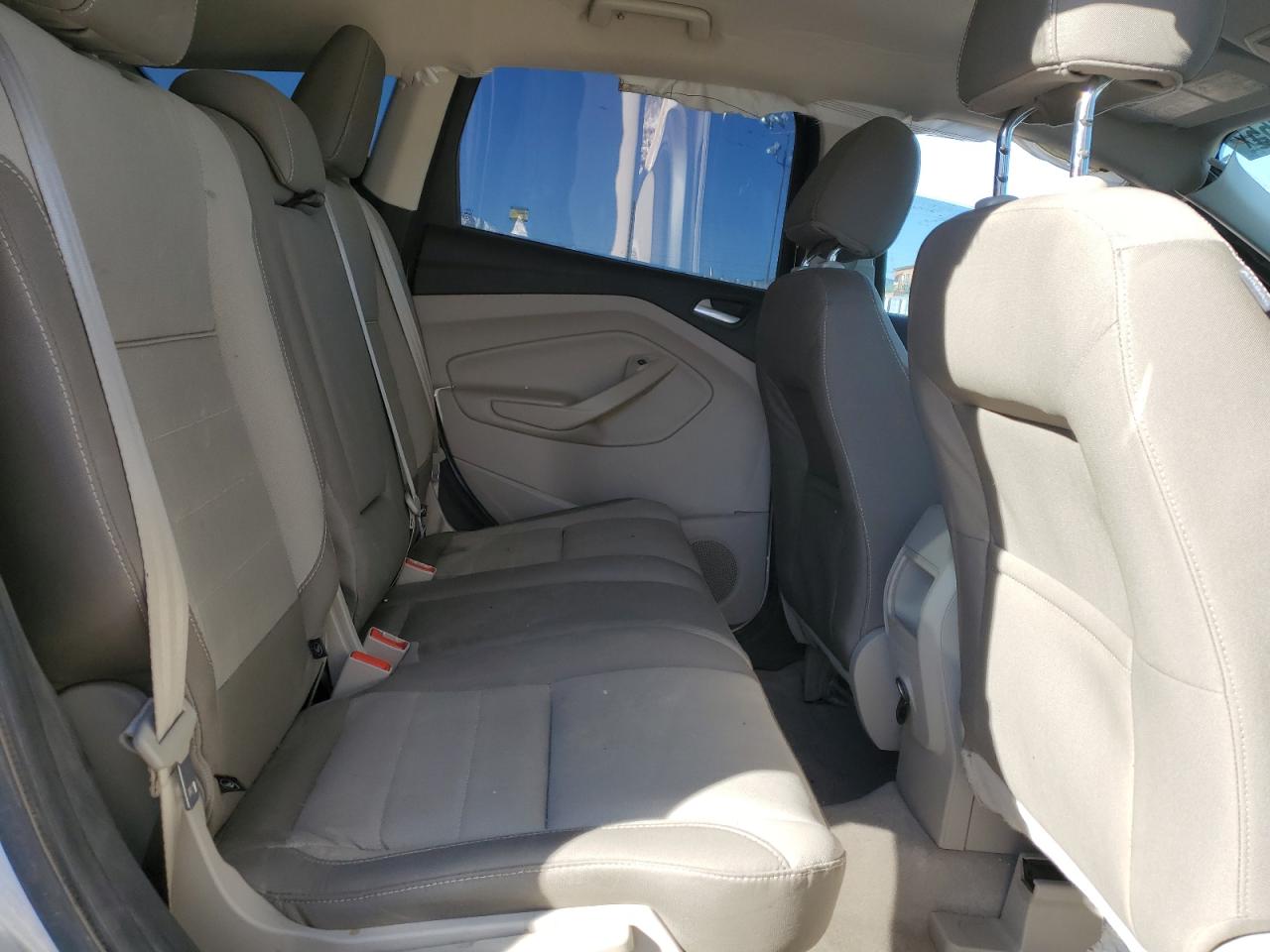 2015 Ford Escape - Image 12