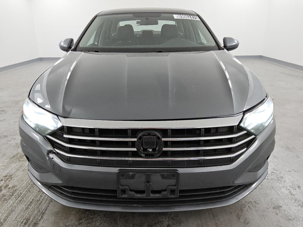 2021 Volkswagen Jetta - Image 5