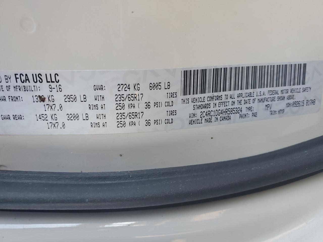 2017 Chrysler Pacifica - Image 13