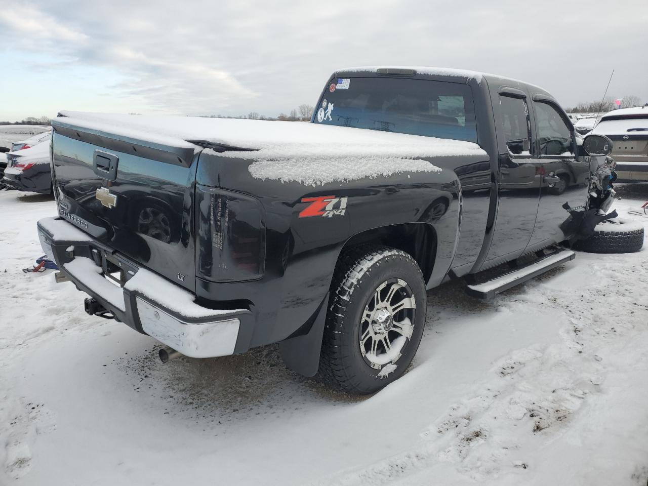 2011 Chevrolet Silverado - Image 3