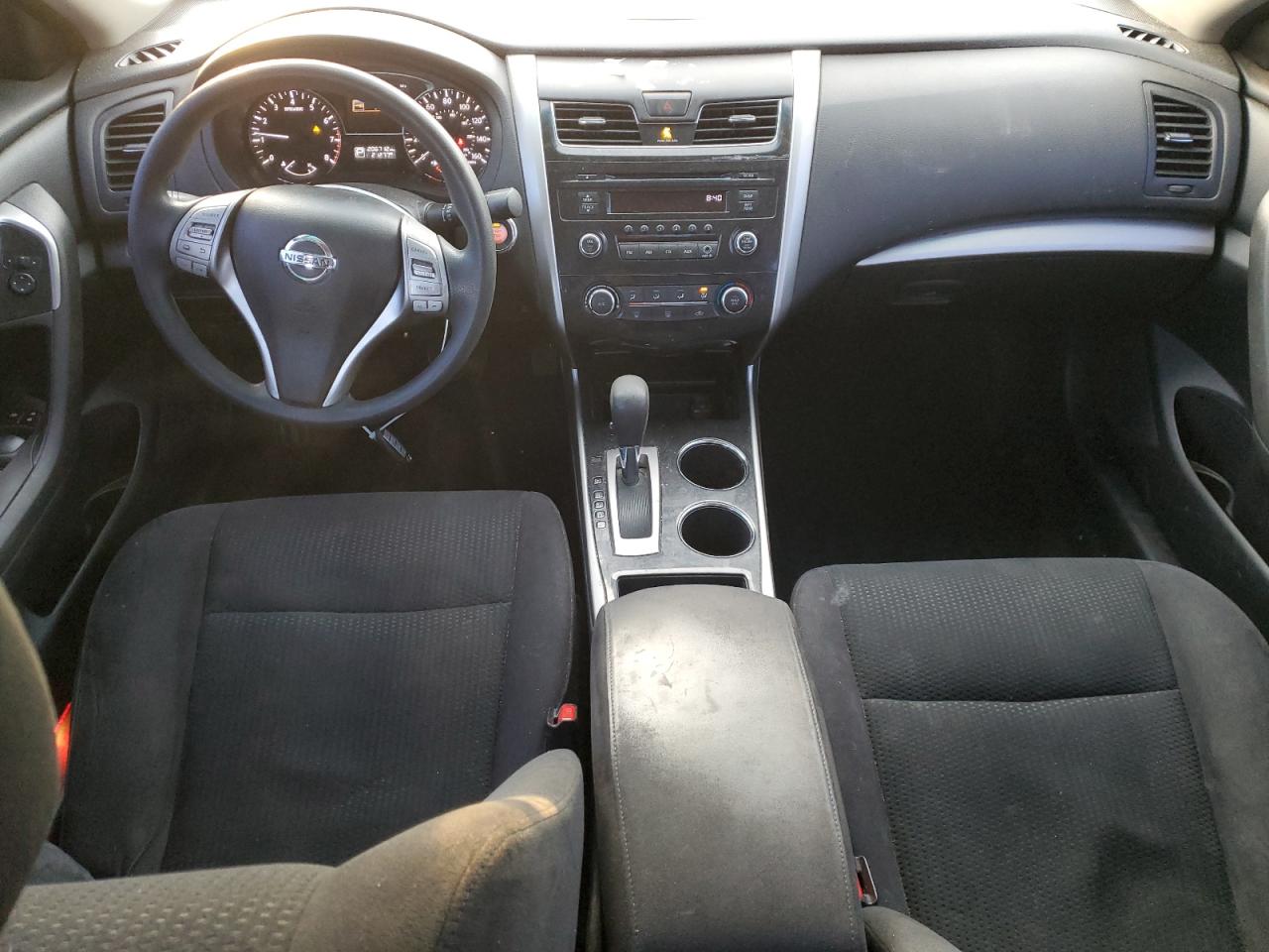 2014 Nissan Altima - Image 8