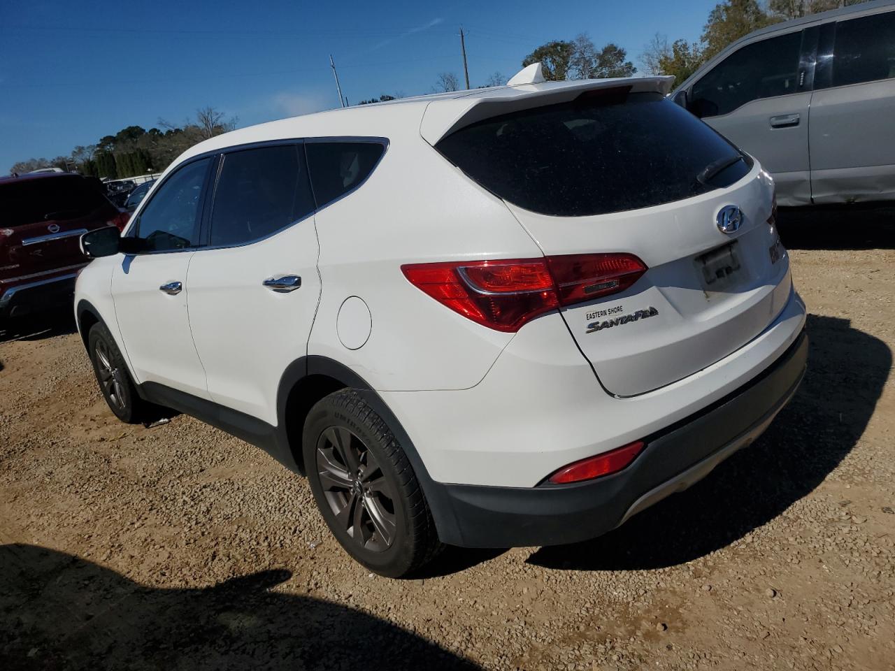 2015 Hyundai Santa Fe - Image 2
