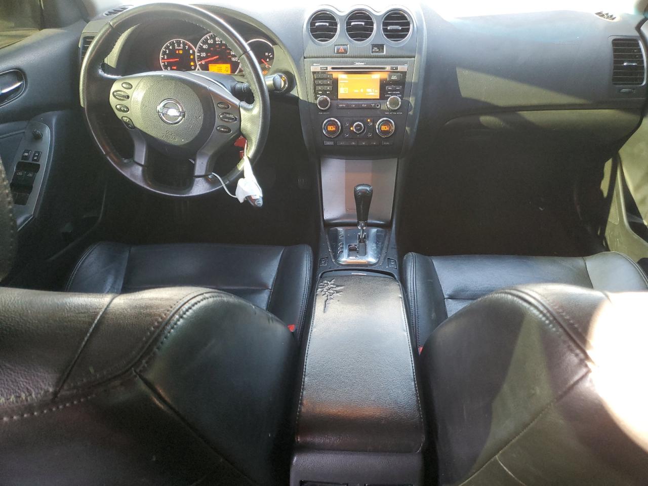 2011 Nissan Altima - Image 8