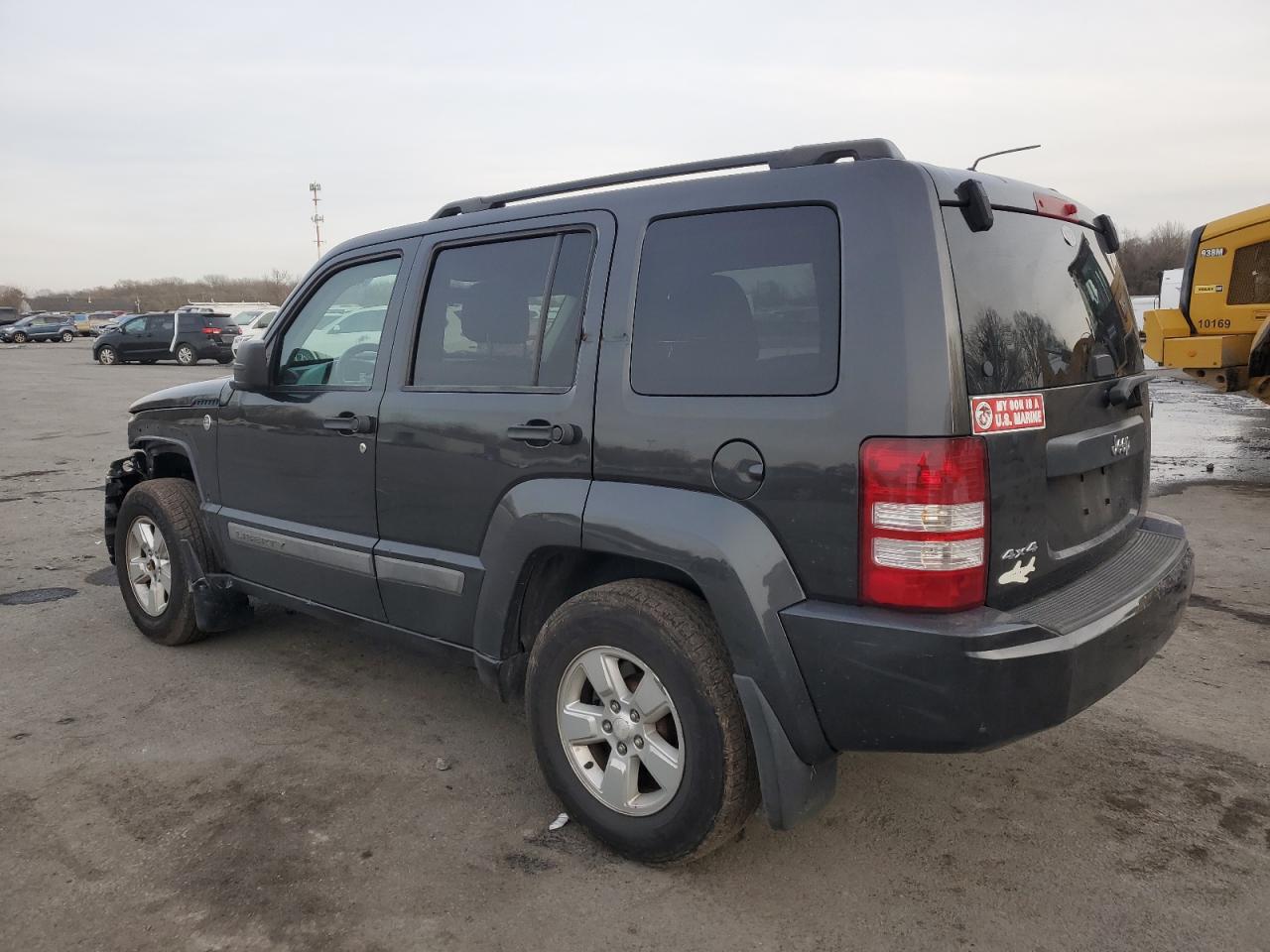 2011 Jeep Liberty (North America) - Image 2