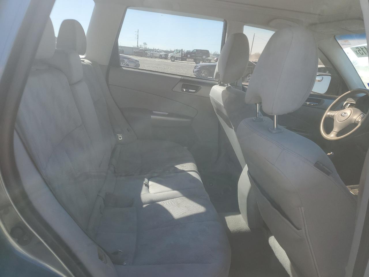 2010 Subaru Forester - Image 11