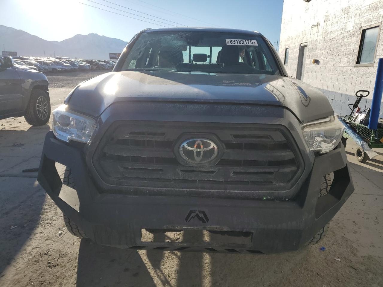 2018 Toyota Tacoma - Image 5