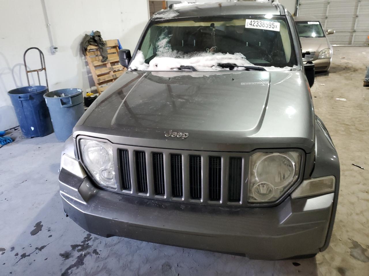 2012 Jeep Liberty (North America) - Image 5