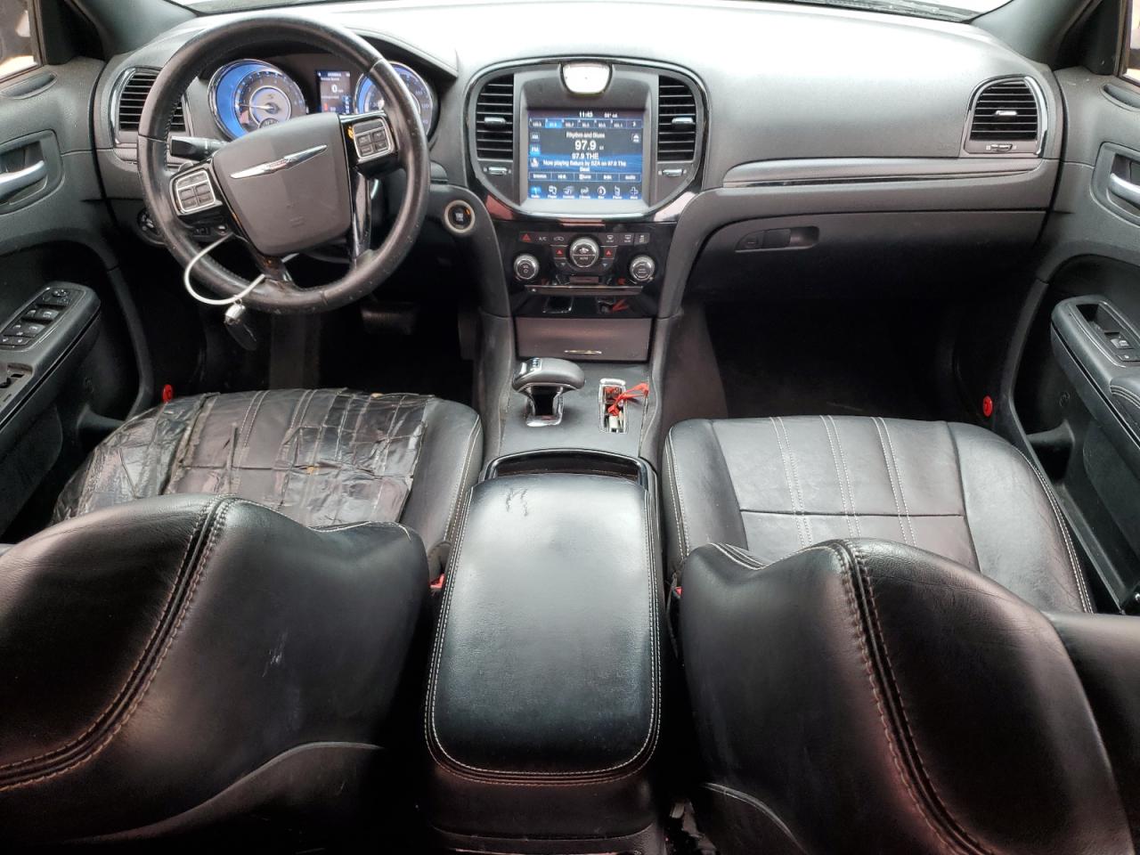 2014 Chrysler 300 - Image 8