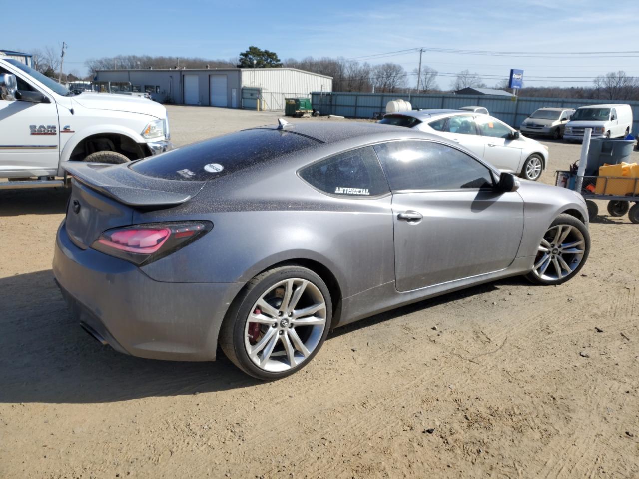 2012 Hyundai Genesis - Image 3