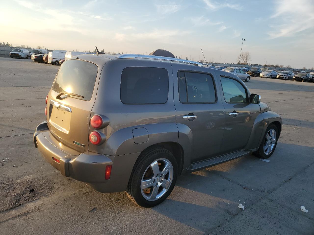2011 Chevrolet HHR - Image 3