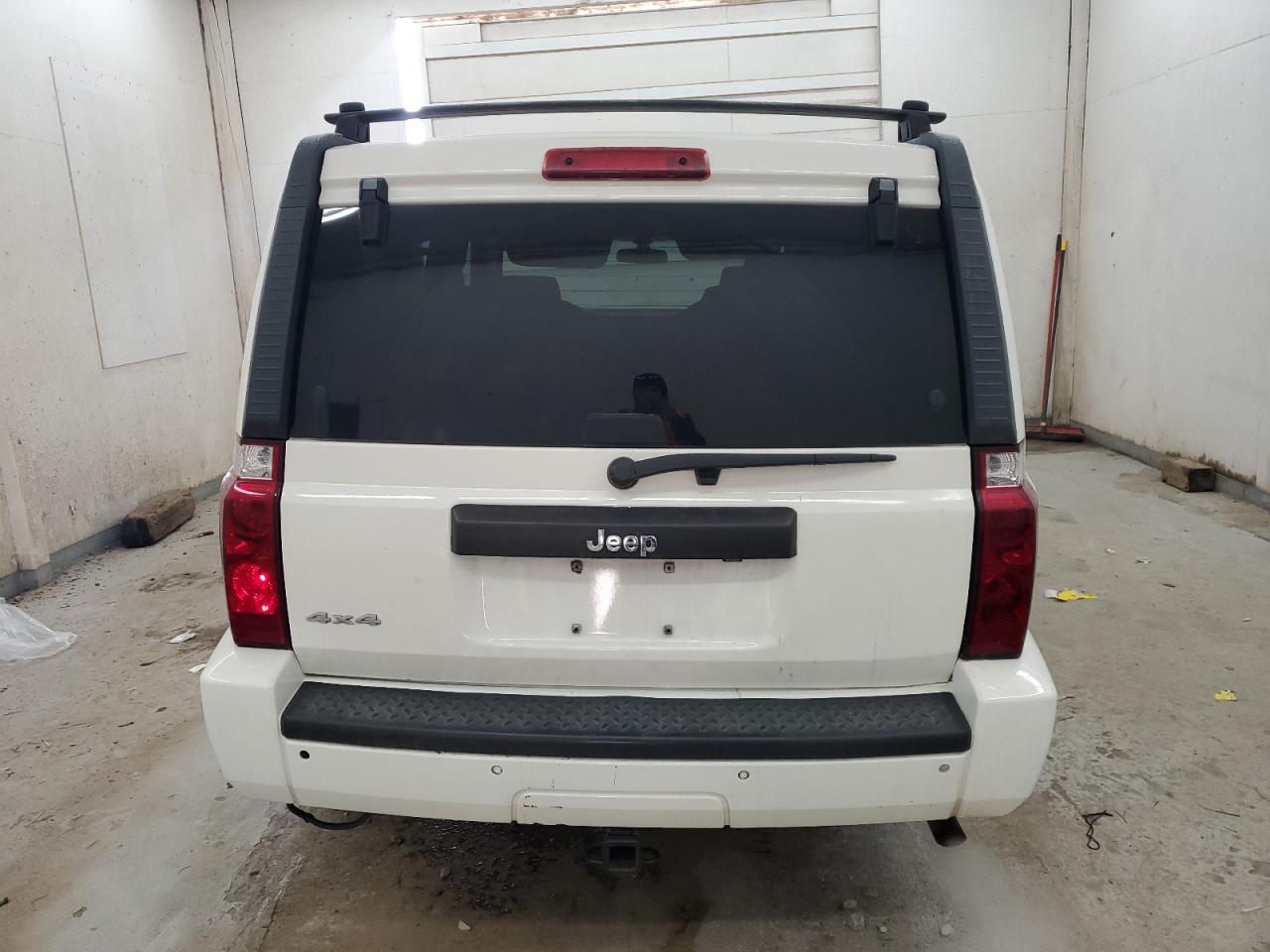 2007 Jeep Commander - Image 6