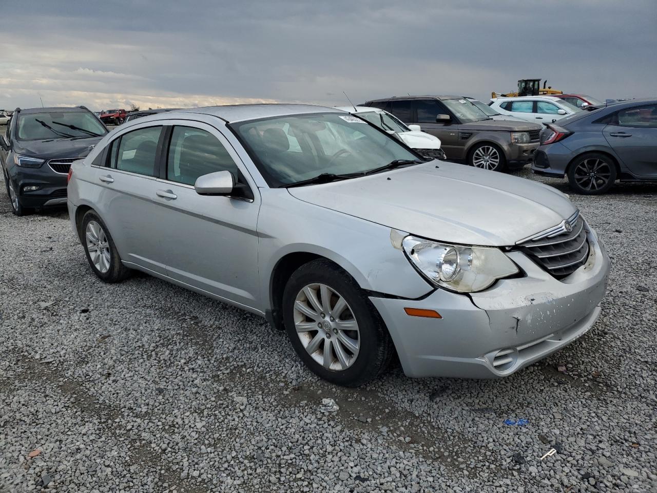 2010 Chrysler Sebring - Image 4