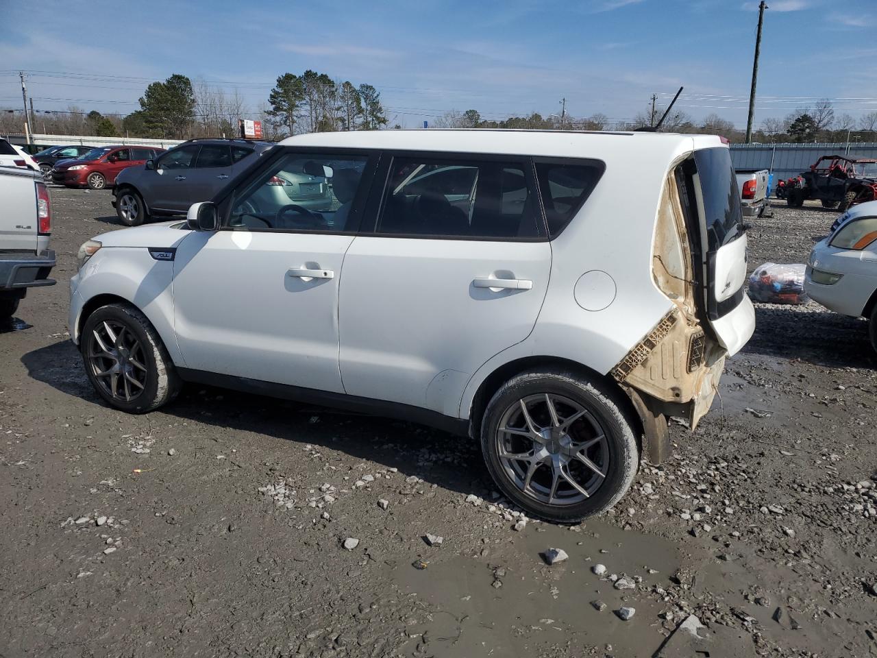 2015 Kia Soul - Image 2