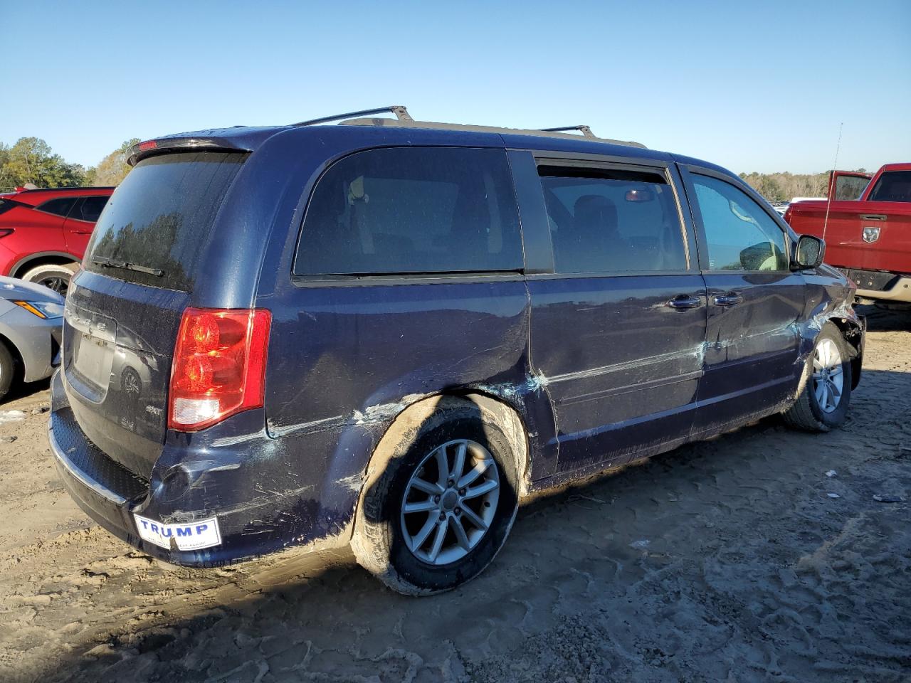2016 Dodge Caravan - Image 3