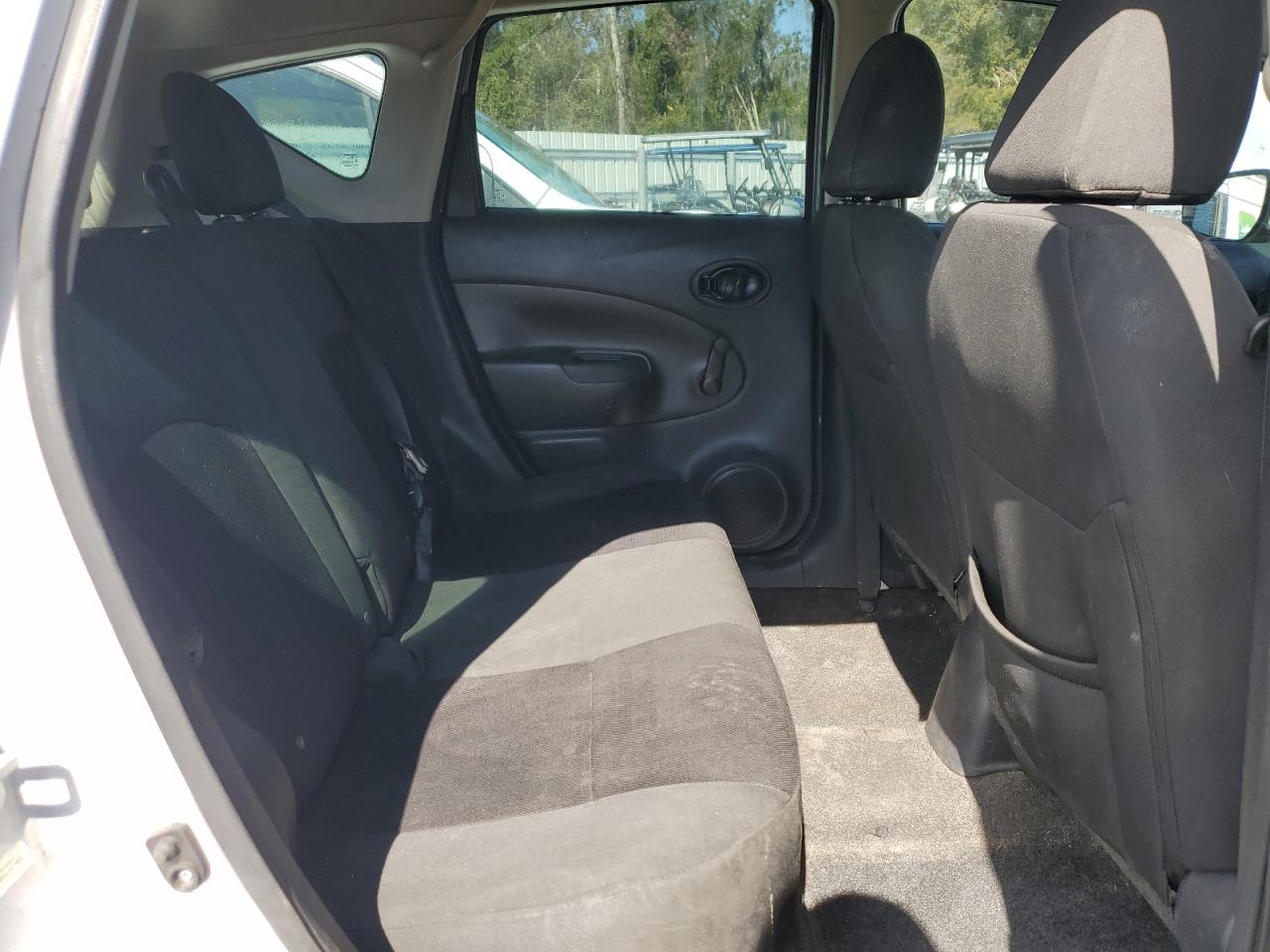 2016 Nissan Versa - Image 10