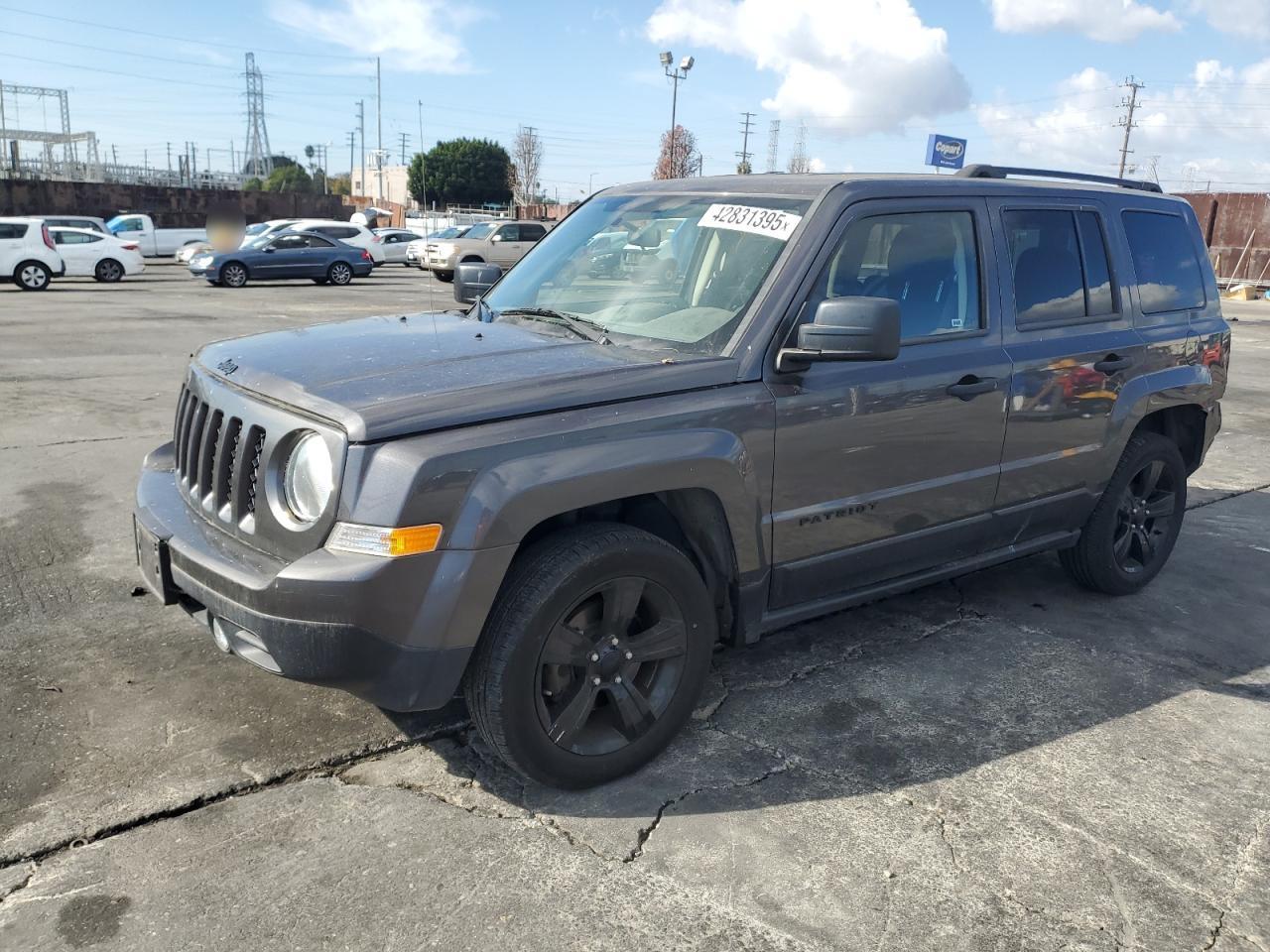 2015 Jeep Liberty (Patriot) - Image 1