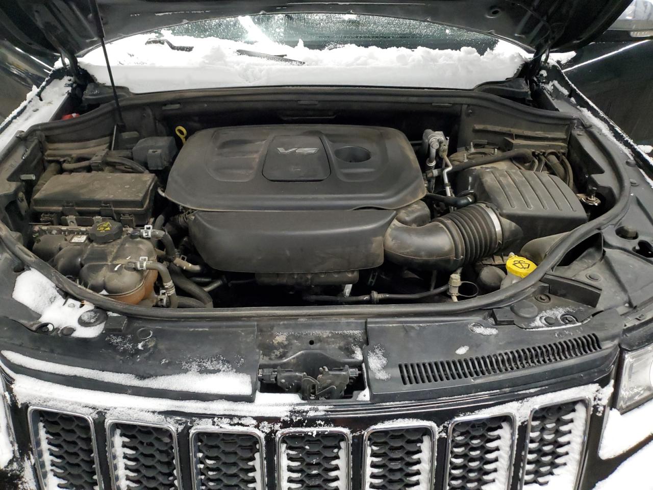 2016 Jeep Grand Cherokee - Image 12
