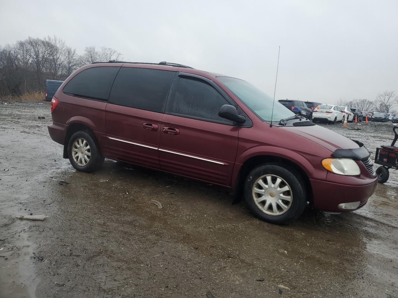 2002 Chrysler Town & Country - Image 4