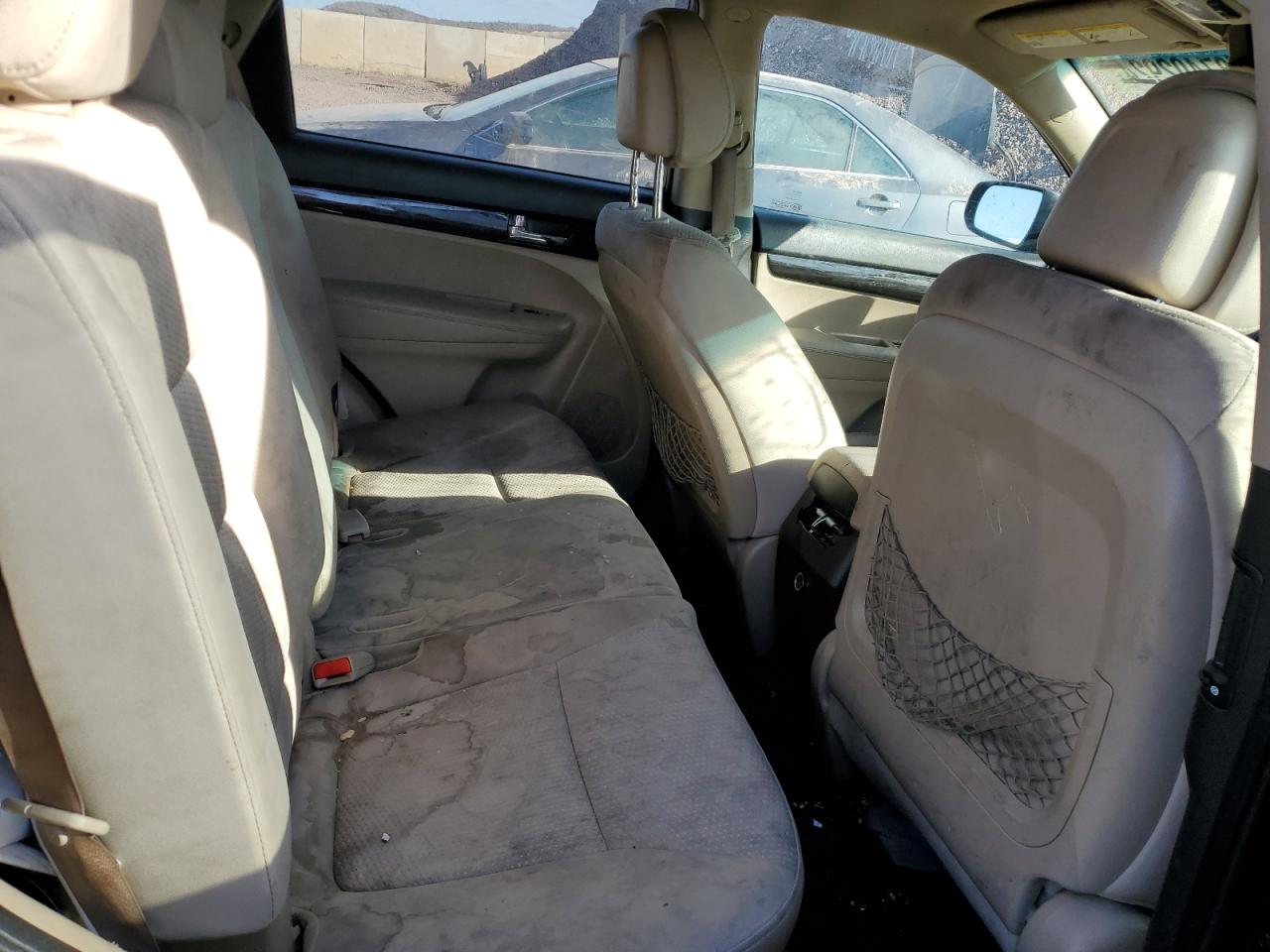 2011 Kia Sorento - Image 10