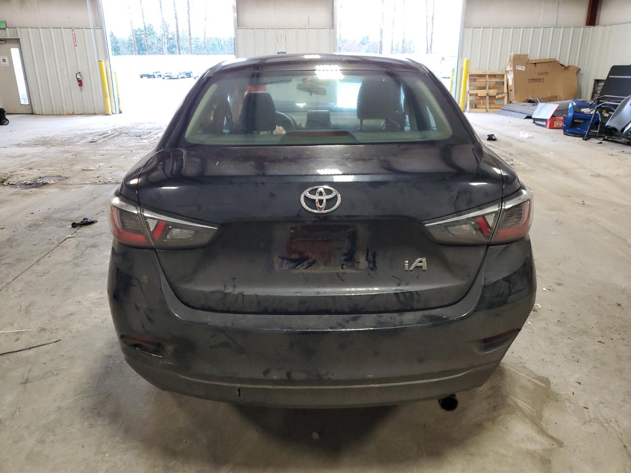 2018 Toyota Yaris - Image 6
