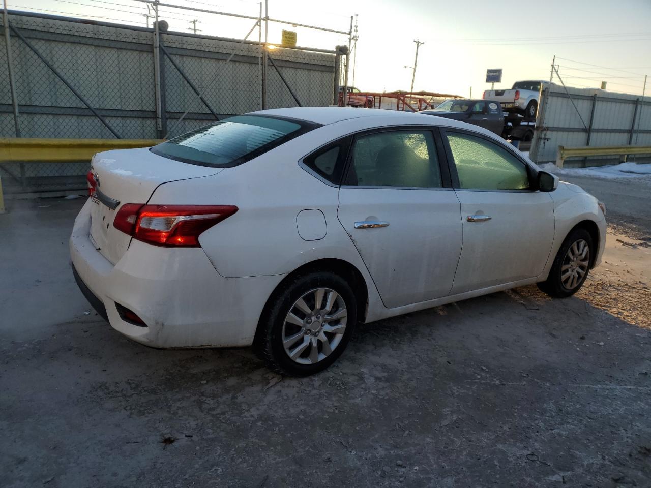 2018 Nissan Sentra - Image 3