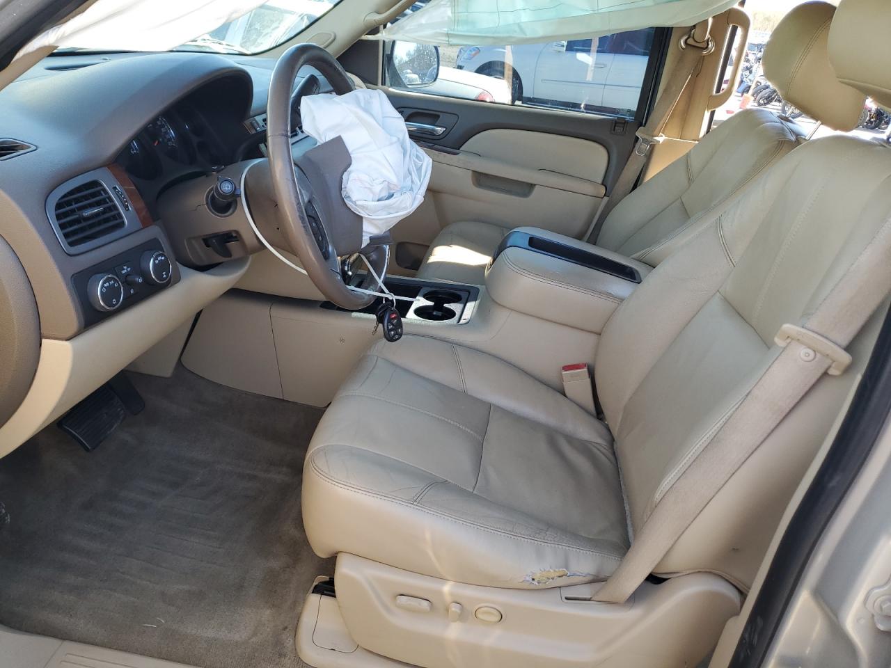 2012 GMC Yukon - Image 7
